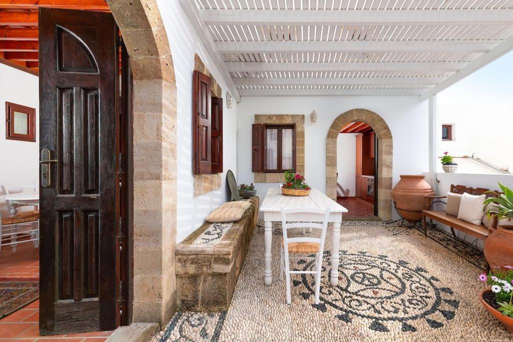 הוילה Acropolis Lindos House מראה חיצוני תמונה